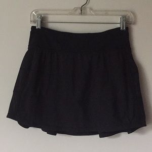 LULULEMON BLACK PACE RIVAL SKIRT (TALL) 15”